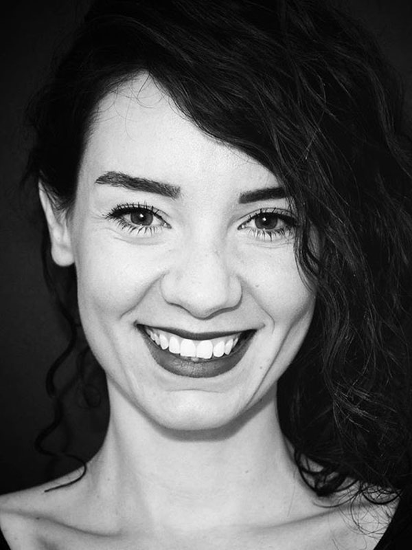 Burçin Yalçın Resmi