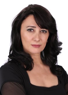 Ebru Üstüntaş Resmi