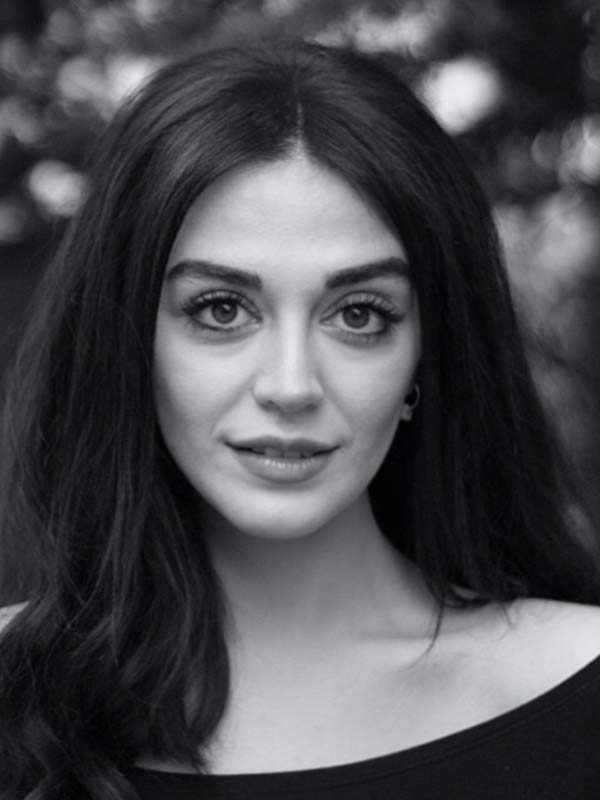 Yağmur Uzunoğlu Resmi