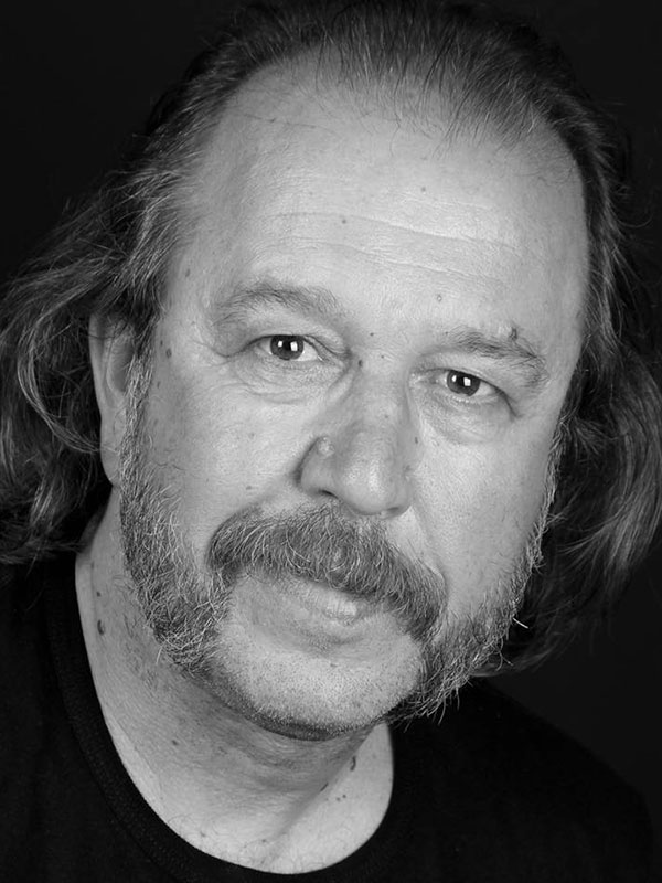 Yaşar Gündem Resmi