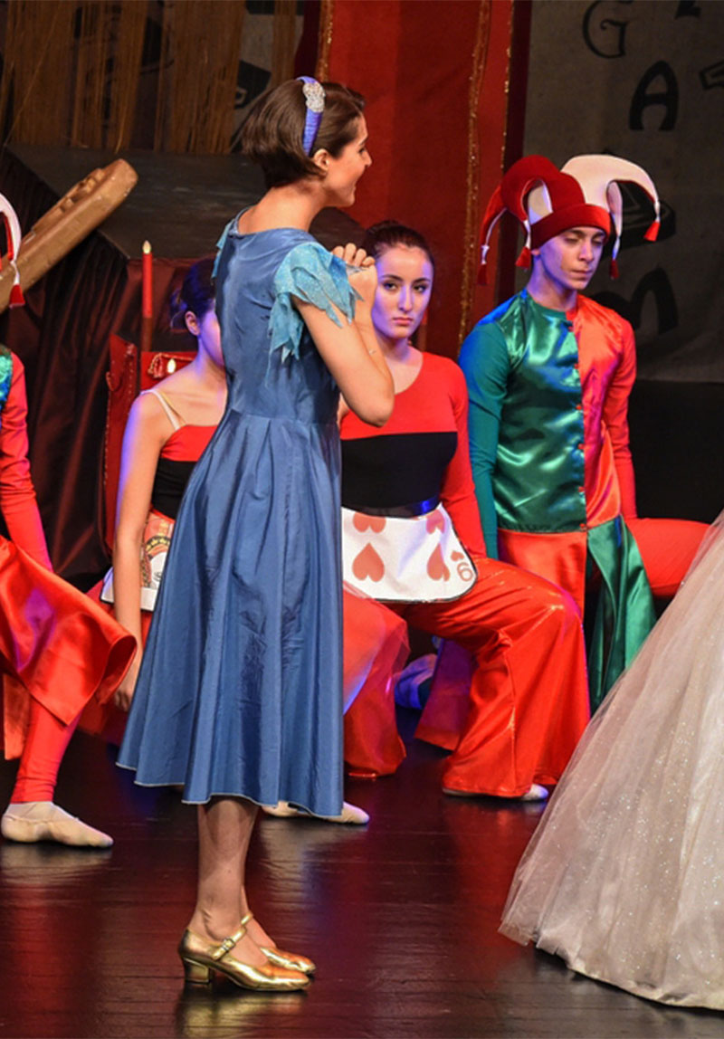 Alice Harikalar Diyarında