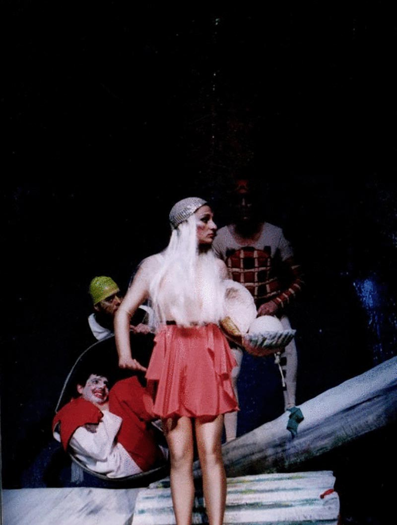 Deniz Dibinde Zil Sesi Galeri 4