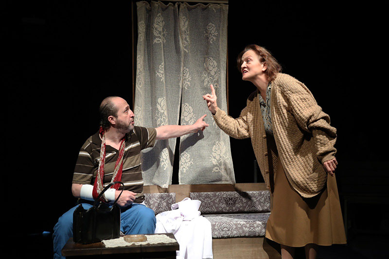 Kimse Öyle Şeyleri Konuşmuyor Artık Resmi 2