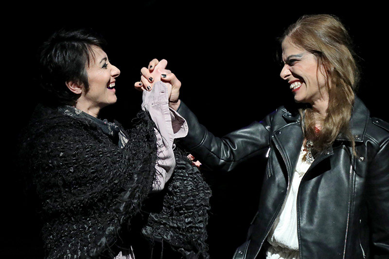 Kimse Öyle Şeyleri Konuşmuyor Artık Galeri 6