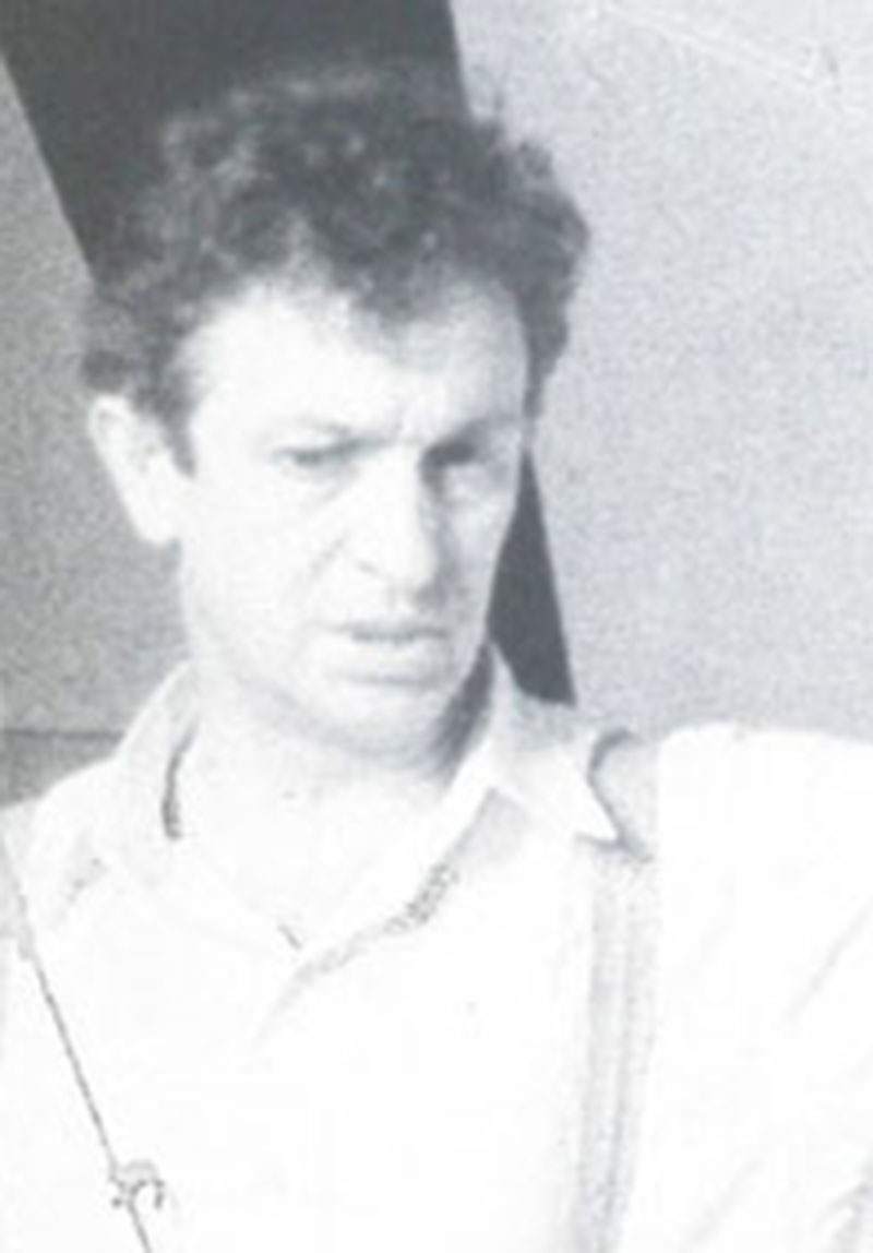 Meraklısı İçin Öyle Bir Hikaye Poster