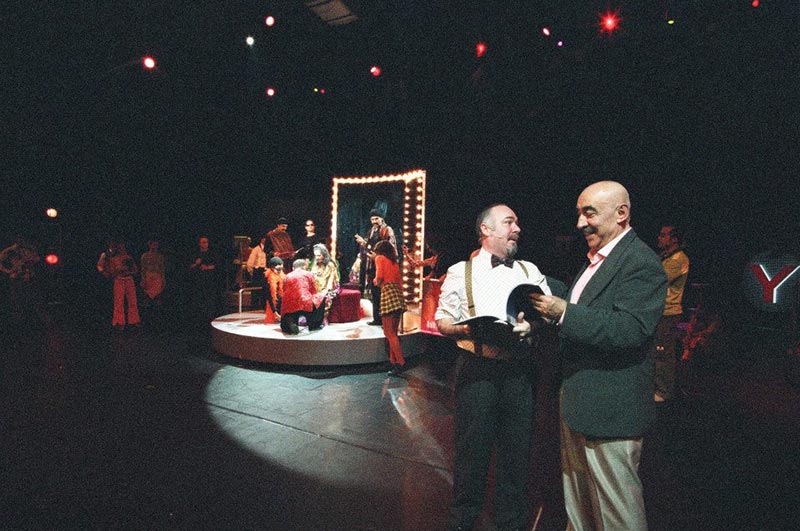 Mucizeler Komedisi Resmi 2