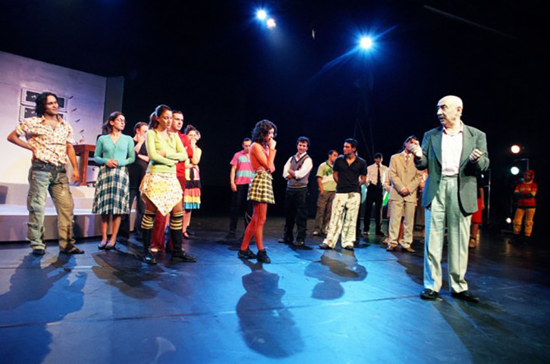 Mucizeler Komedisi Galeri 8