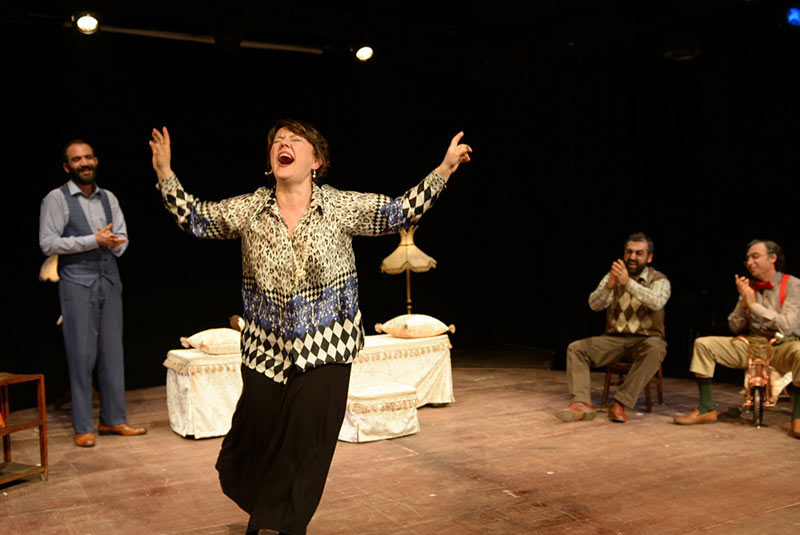 Vişne Bahçesi Galeri 4